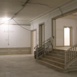 Una sala del Palau de Pedralbes on hi havia l'antic Museu de Ceràmica de Barcelona (Mariona Puig, ACN)